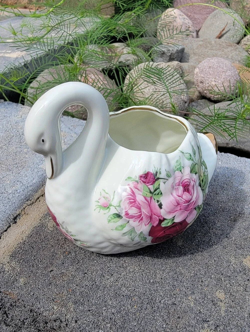 Vintage Formalities By Baum Bros. Porcelain Swan Figurine Planter Pink/Red Roses